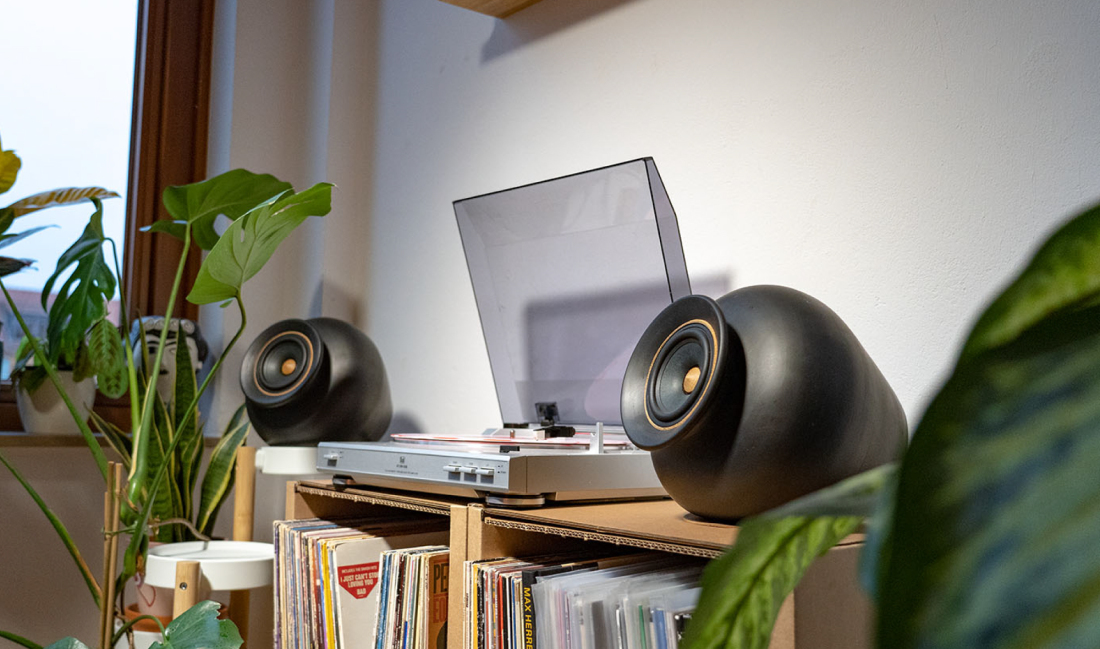 Die Mapu Speakers im Wohnzimmer.