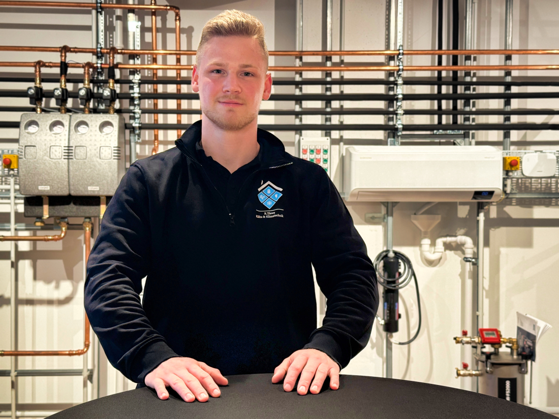 Raphael Tiews, selbstständiger Kälte- und Klimatechniker aus Bremen Raphael Tiews, selbstständiger Kälte- und Klimatechniker aus Bremen